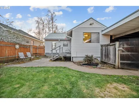 1358 SW Levens Street Dallas OR 97338