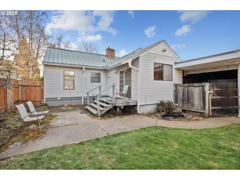 1358 SW Levens Street Dallas OR 97338