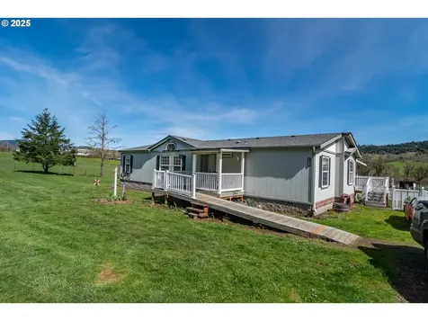 5197 Green Valley Road Oakland OR 97462