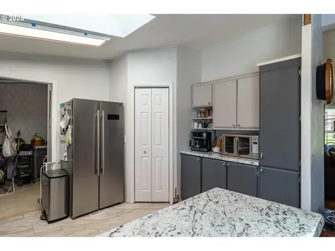 5197 Green Valley Road Oakland OR 97462