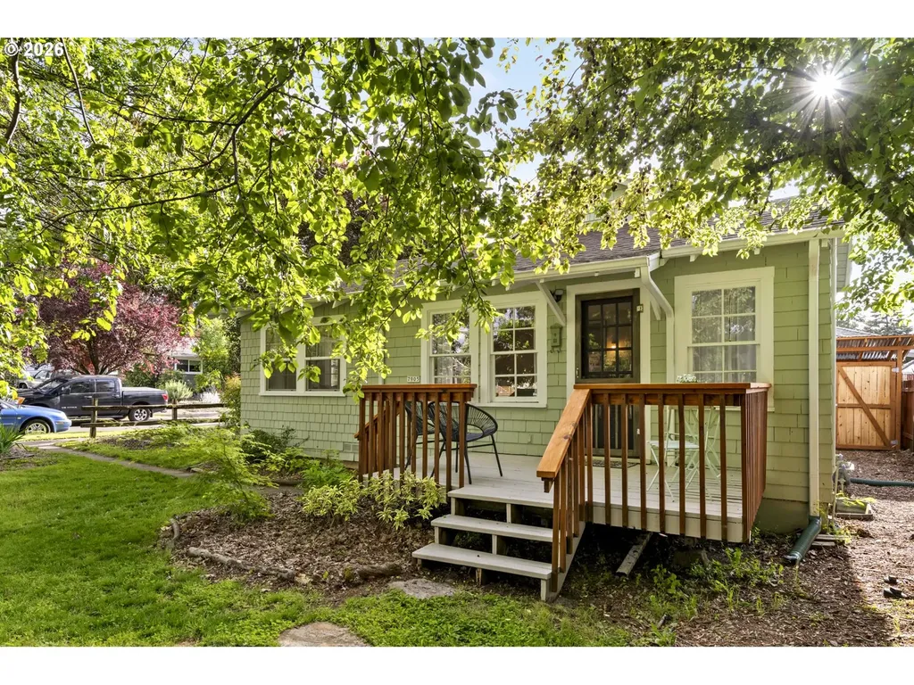 7905 N Seward Avenue Portland OR 97217
