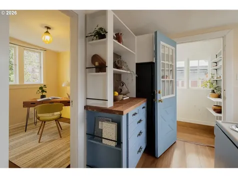7905 N Seward Avenue Portland OR 97217