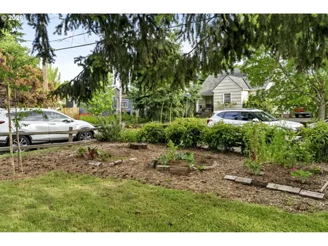 7905 N Seward Avenue Portland OR 97217