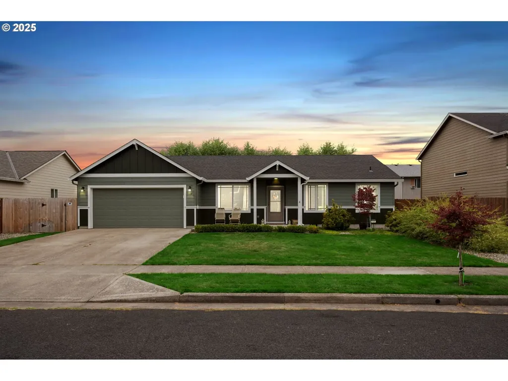 119 Leif Drive Kelso WA 98626