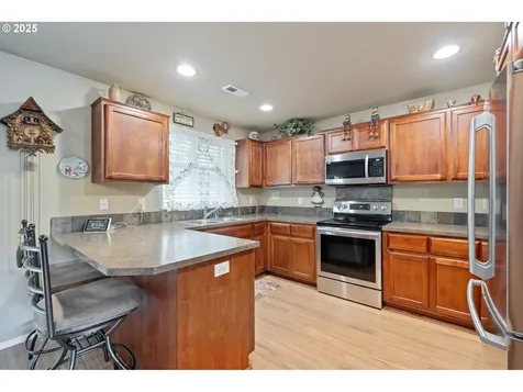 119 Leif Drive Kelso WA 98626