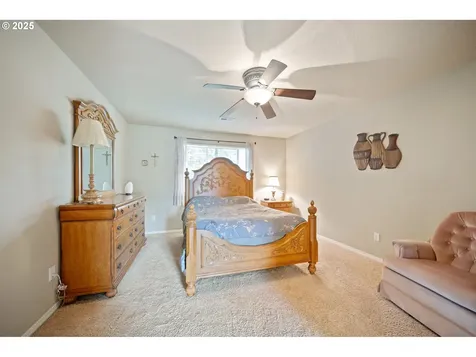 119 Leif Drive Kelso WA 98626