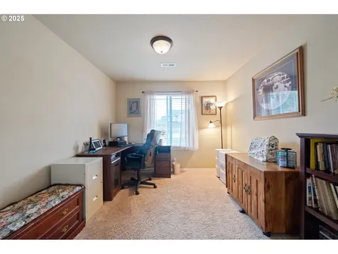 119 Leif Drive Kelso WA 98626