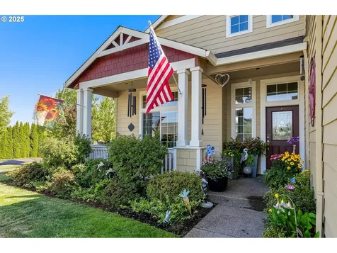 3202 Oxford Street Woodburn OR 97071