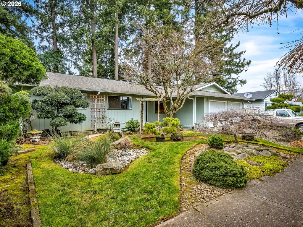 1033 NE 178th Avenue Portland OR 97230
