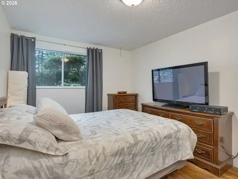 1033 NE 178th Avenue Portland OR 97230