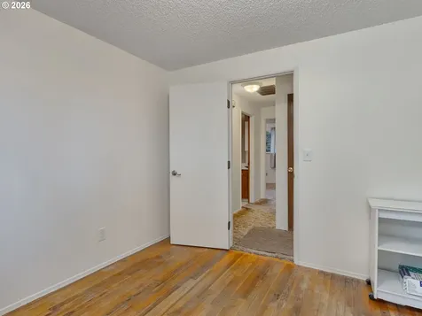 1033 NE 178th Avenue Portland OR 97230