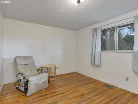 1033 NE 178th Avenue Portland OR 97230