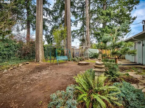 1033 NE 178th Avenue Portland OR 97230