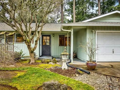 1033 NE 178th Avenue Portland OR 97230