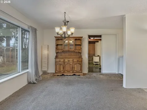 1033 NE 178th Avenue Portland OR 97230