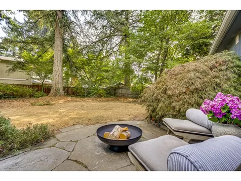 4868 Lakeview Boulevard Lake Oswego OR 97035