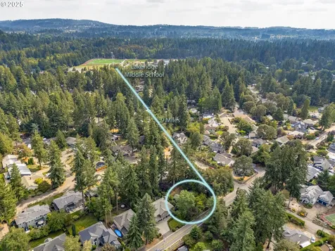 4868 Lakeview Boulevard Lake Oswego OR 97035