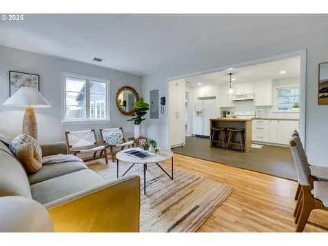 4868 Lakeview Boulevard Lake Oswego OR 97035