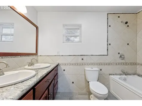 24938 Mccutcheon Avenue Veneta OR 97487