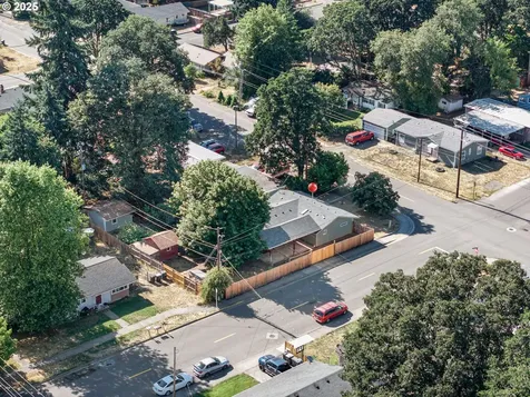 24938 Mccutcheon Avenue Veneta OR 97487
