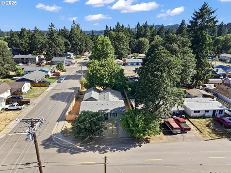 24938 Mccutcheon Avenue Veneta OR 97487