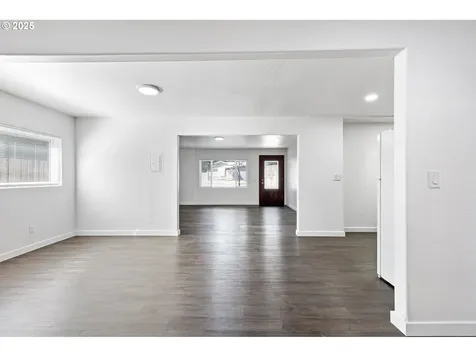 24938 Mccutcheon Avenue Veneta OR 97487