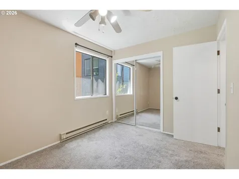 1625 SE Nehalem Street Portland OR 97202