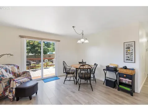 7702 NE 159th Avenue Vancouver WA 98682