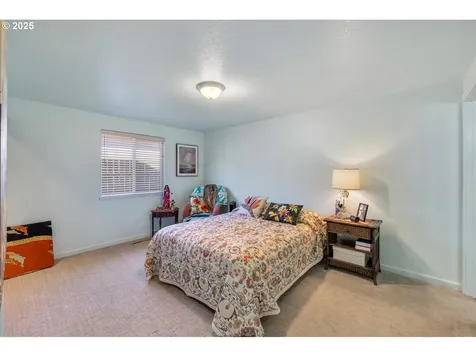 7702 NE 159th Avenue Vancouver WA 98682