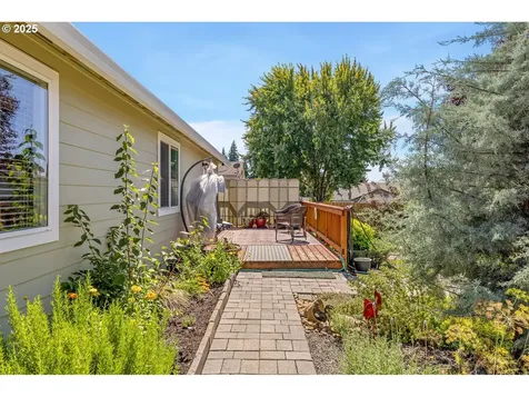 7702 NE 159th Avenue Vancouver WA 98682