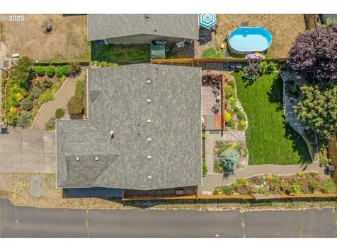 7702 NE 159th Avenue Vancouver WA 98682