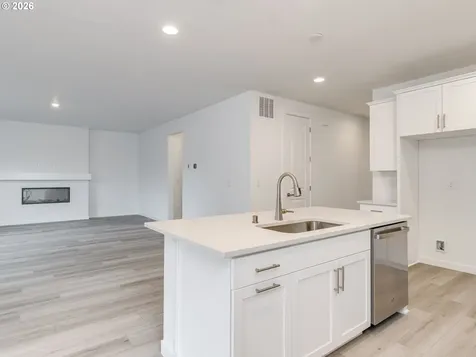 11112 NE 131st Avenue Vancouver WA 98682