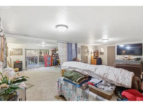 42801 Island Inn Drive Lebanon OR 97355