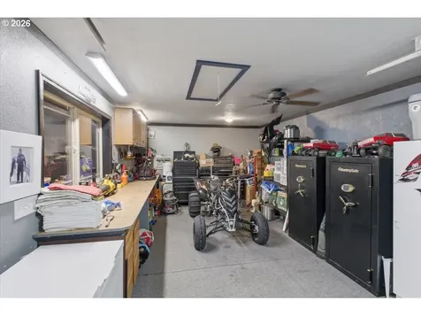 42801 Island Inn Drive Lebanon OR 97355