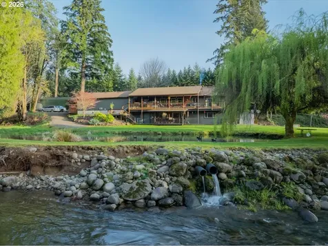 42801 Island Inn Drive Lebanon OR 97355