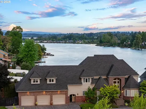 4070 NE Fairview Lake Way Fairview OR 97024