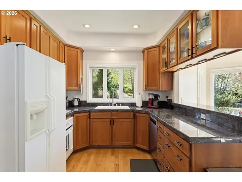 172 Palos Verdes White Salmon WA 98672