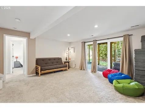 172 Palos Verdes White Salmon WA 98672