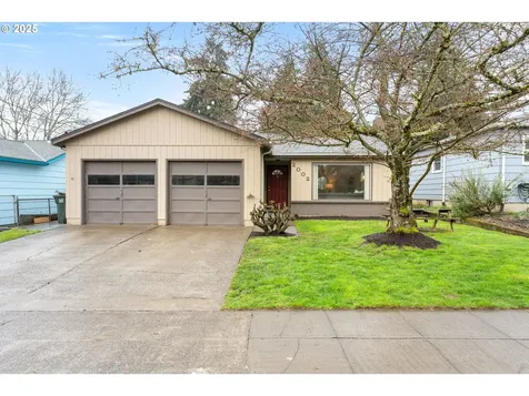 2002 SE Spokane Street Portland OR 97202