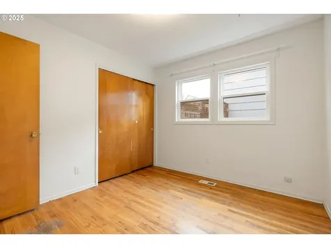 2002 SE Spokane Street Portland OR 97202