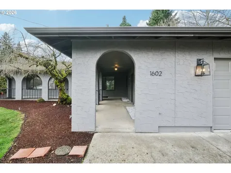 1602 NW 119th Street Vancouver WA 98685