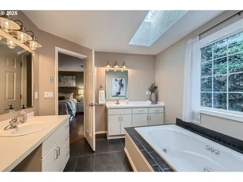 5203 NW Lincoln Avenue Vancouver WA 98663