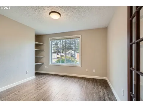 5203 NW Lincoln Avenue Vancouver WA 98663