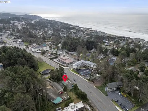 3632 NE Highway 101 Lincoln City OR 97367