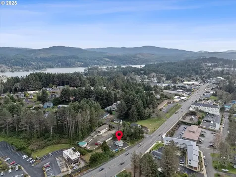 3632 NE Highway 101 Lincoln City OR 97367