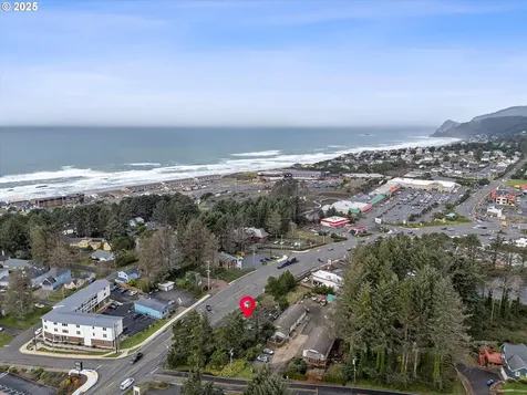3632 NE Highway 101 Lincoln City OR 97367
