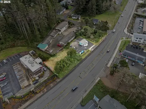 3632 NE Highway 101 Lincoln City OR 97367