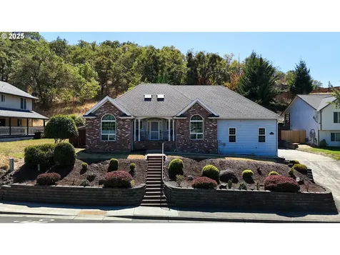 1050 NE Garden Valley Boulevard Roseburg OR 97470