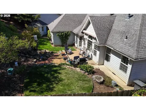 1050 NE Garden Valley Boulevard Roseburg OR 97470
