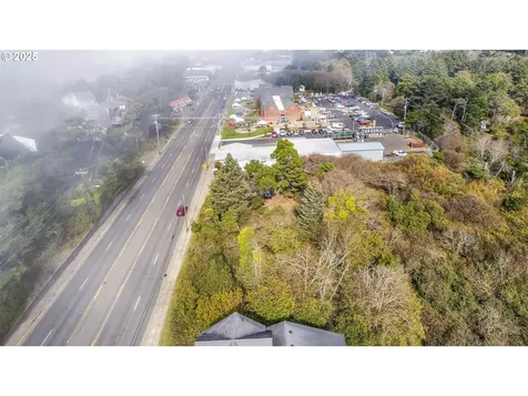 296 NW Highway 101 Lincoln City OR 97367